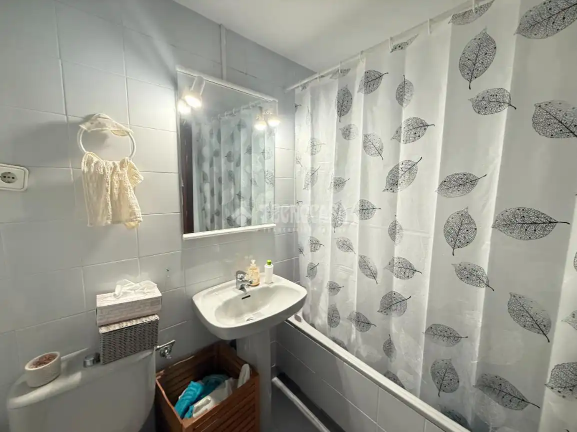 Baño de Piso en venta en Madrid con Aire acondicionado y Calefacción