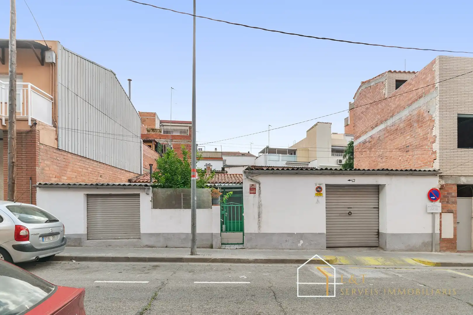 Exterior view of Houses for sale in Rubí  with Air Conditioner