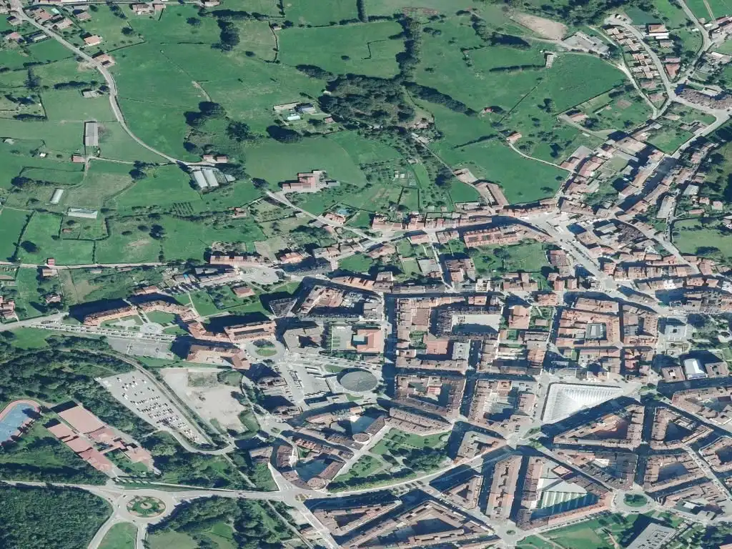 Finca rústica en venda en Siero