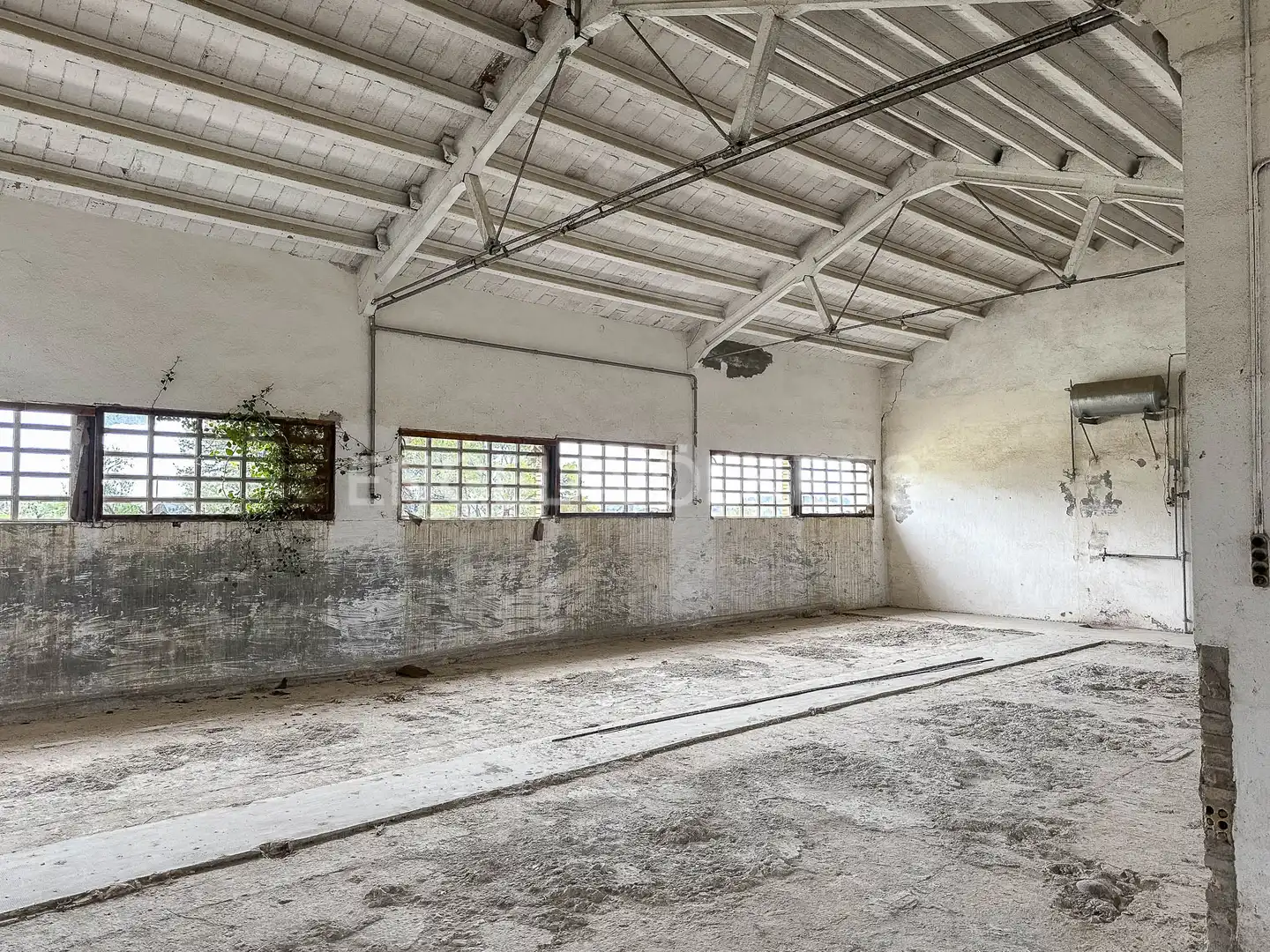 Edificio en venta en Sant Quintí de Mediona