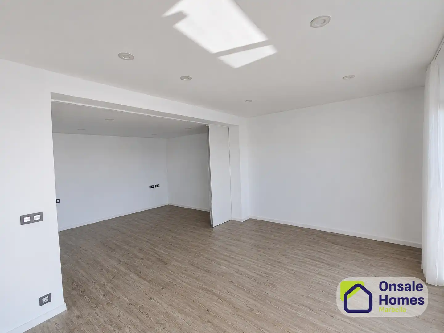 Piso en venta en Marbella con Aire acondicionado, Terraza y Balcón