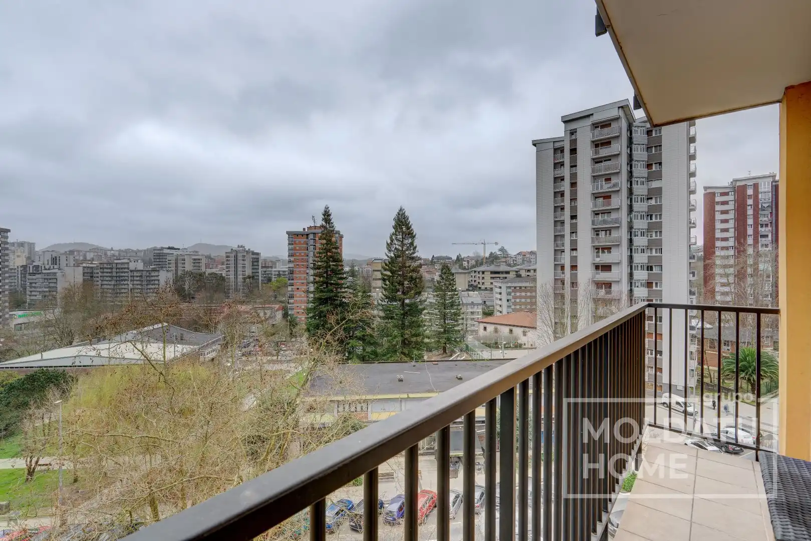 Vista exterior de Pis en venda en Donostia - San Sebastián  amb Calefacció i Terrassa