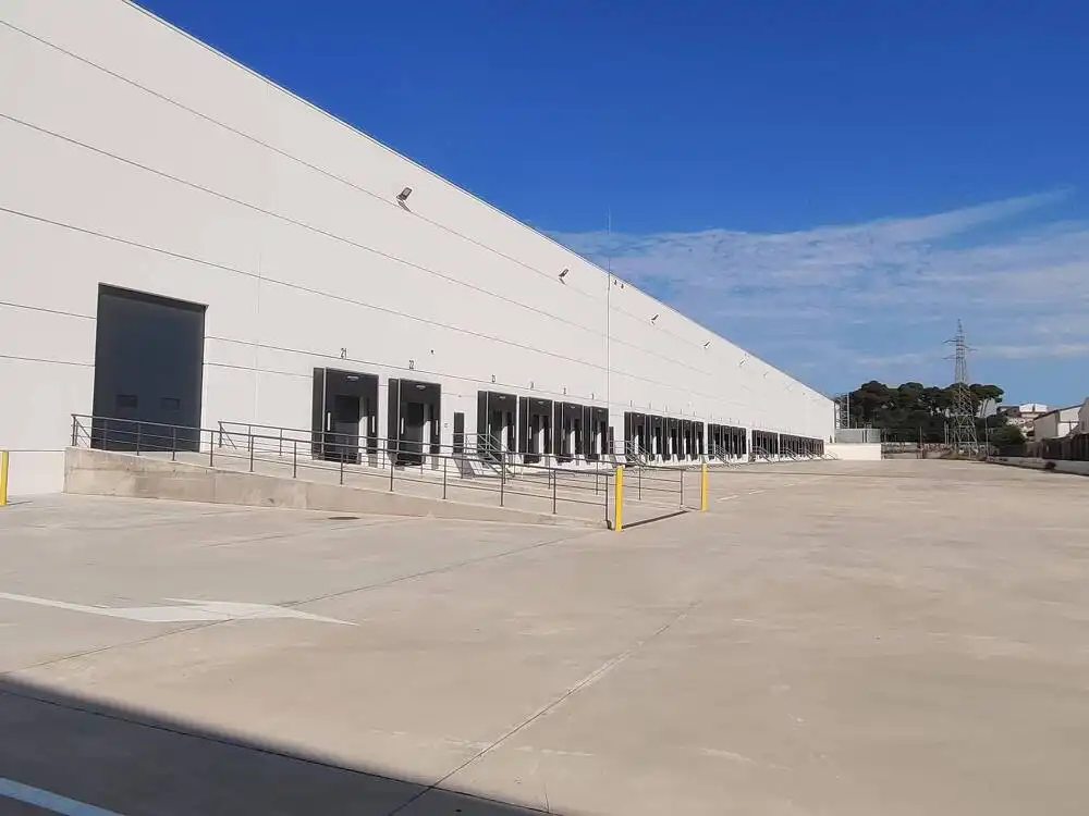 Exterior view of Industrial buildings for rent in Azuqueca de Henares