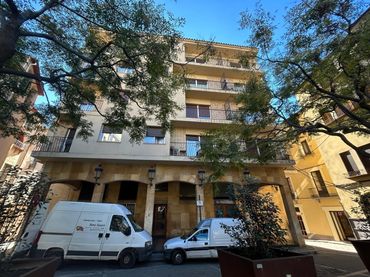 Pis amb ascensor en venda a Falset