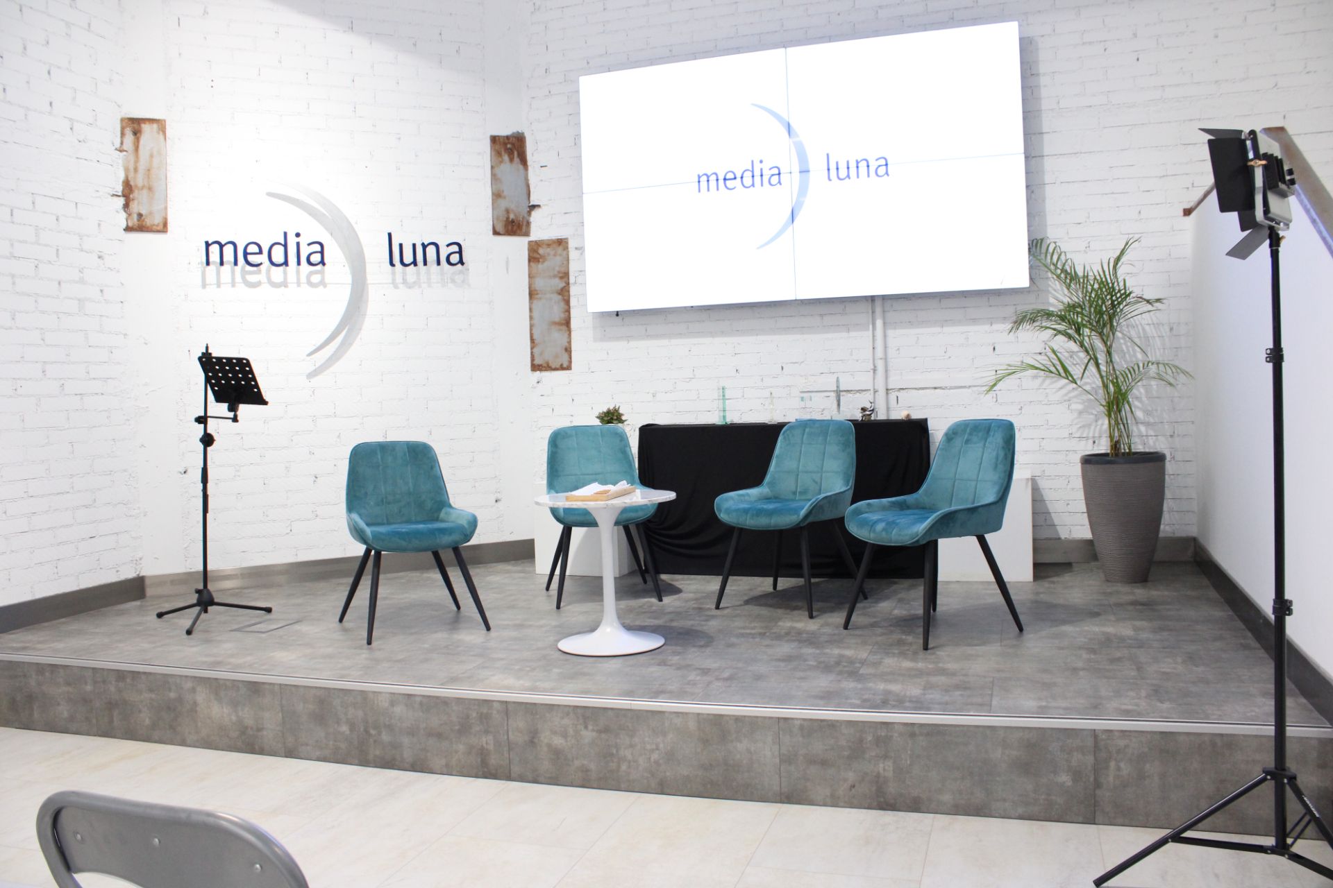 Sala de estar de Local de alquiler en  Madrid Capital con Aire acondicionado, Calefacción y Parquet