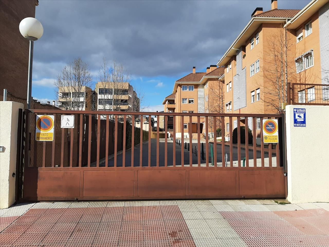 Exterior view of Garage for sale in Collado Villalba