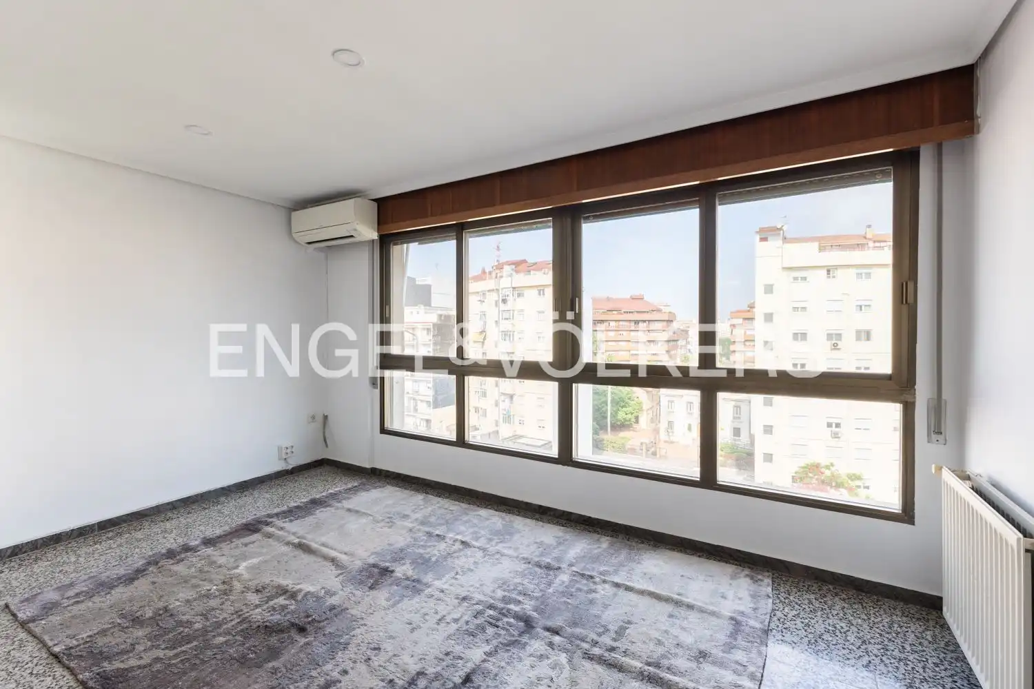 Habitación de Piso en venta en Valencia con Aire acondicionado, Calefacción y Balcón