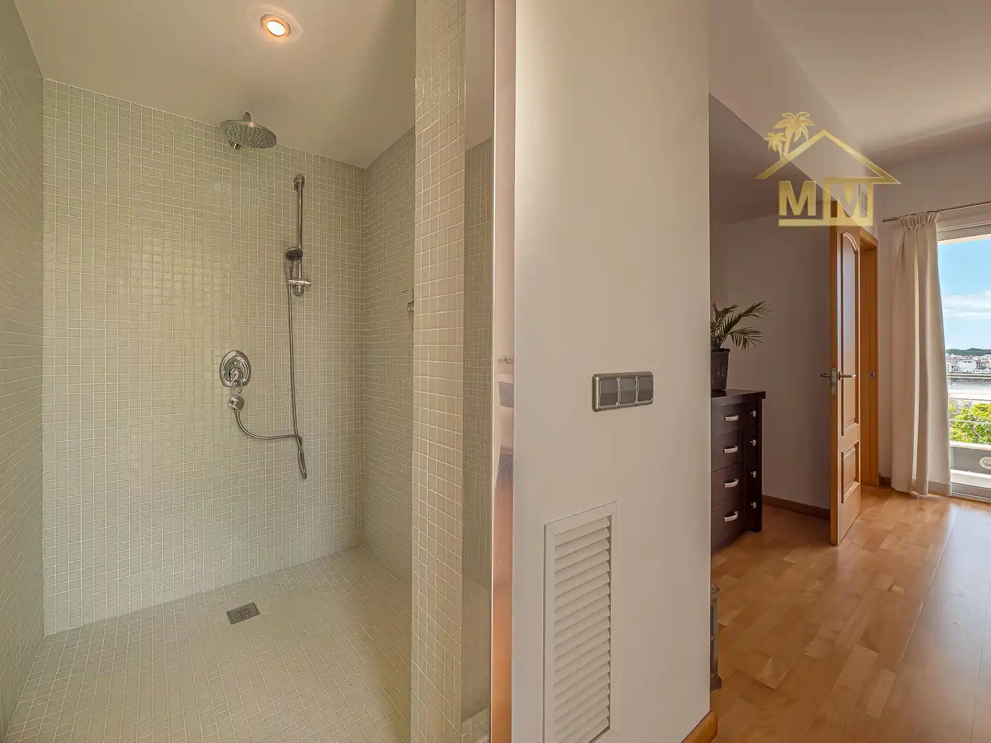 Bathroom of Houses for sale in Maó - Mahón  with Air Conditioner, Heating and Private garden