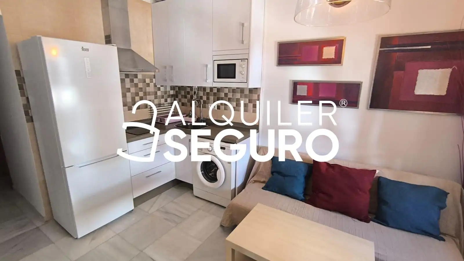 Kitchen of Flat for rent in Sevilla  with Air Conditioner and Furnished