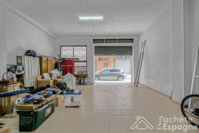 Local comercial en Venta en Carrer Daoiz en Centro Puerto