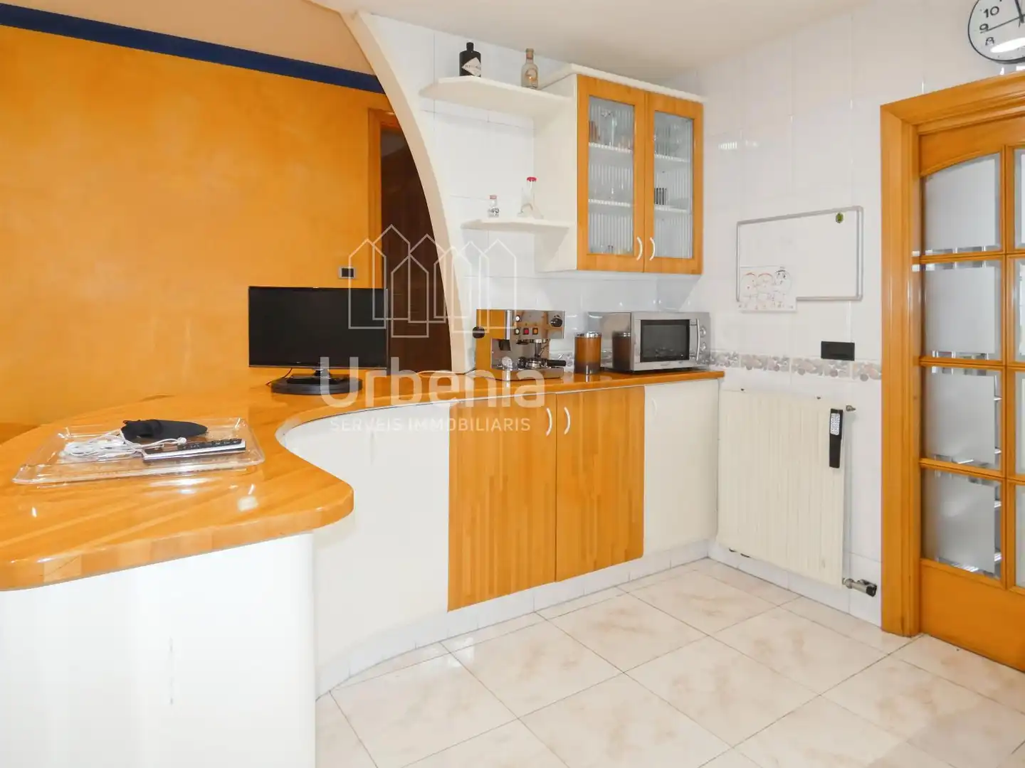 Cocina de Casa o chalet en venta en Premià de Mar con Aire acondicionado, Calefacción y Piscina