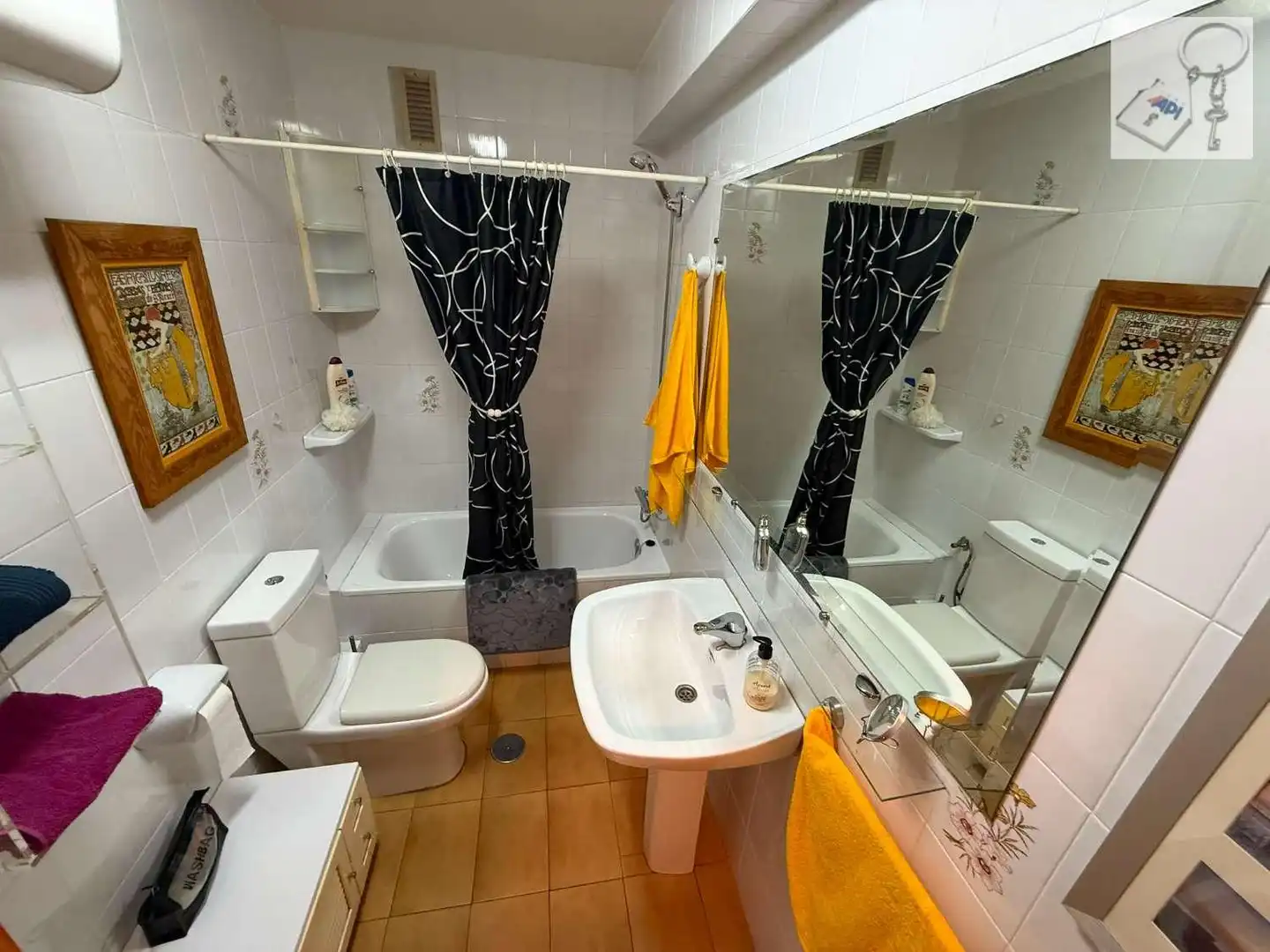 Bany de Apartament en venda en Torrevieja amb Aire condicionat, Terrassa i Moblat