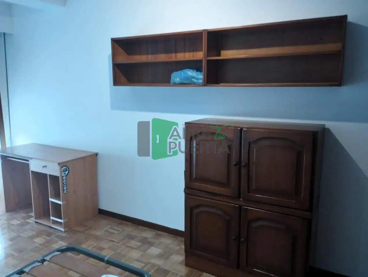 Schlafzimmer von Wohnungen zur Miete in Ourense Capital  mit Heizung, Parkett und Möbliert
