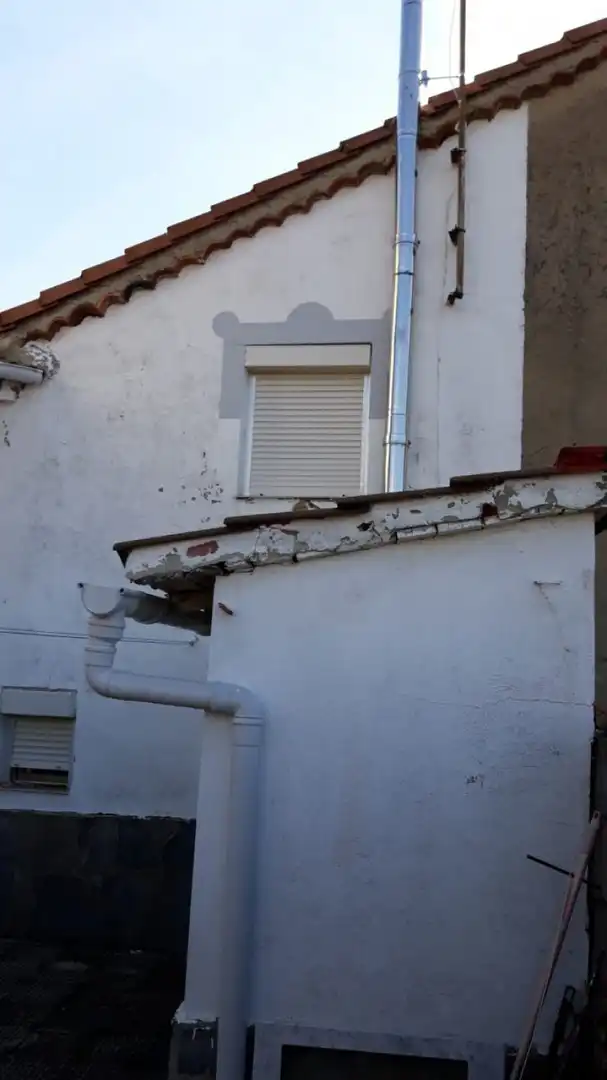 Exterior view of Houses for sale in Santibáñez de la Peña  with Heating