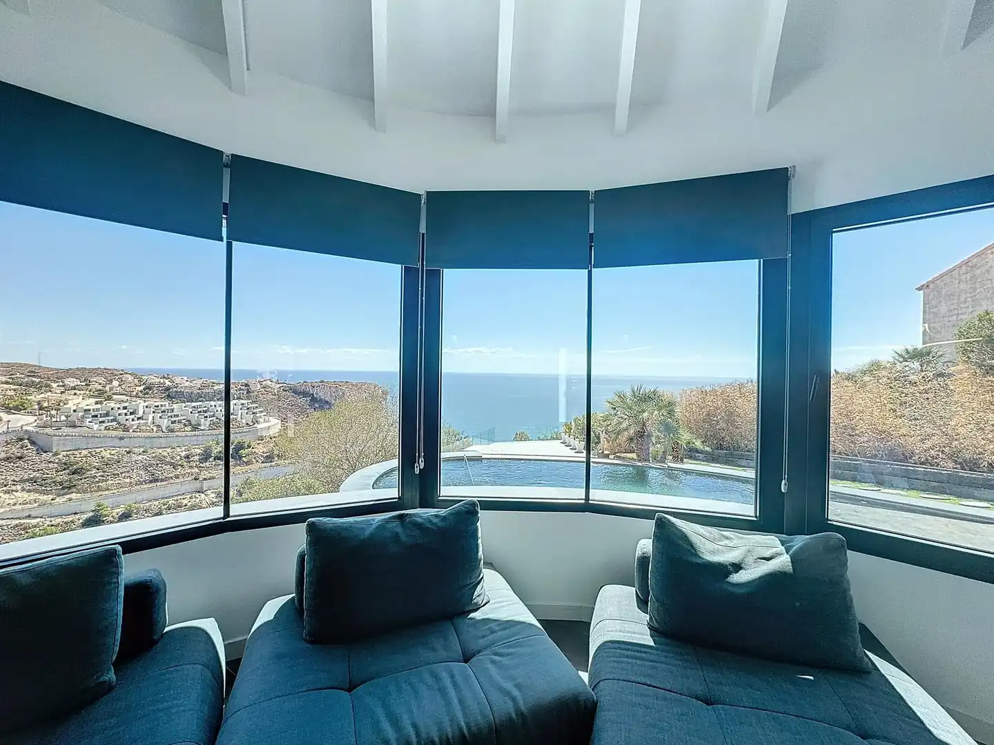 Villa con piscina in vendita a Cumbre del Sol, imagen 8