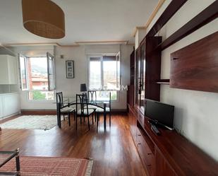 Sala d'estar de Pis de lloguer en Bilbao  amb Calefacció