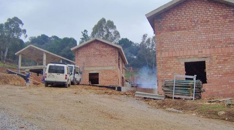 Local Com. en venta en Cumbres Mayores, 15 despachos.