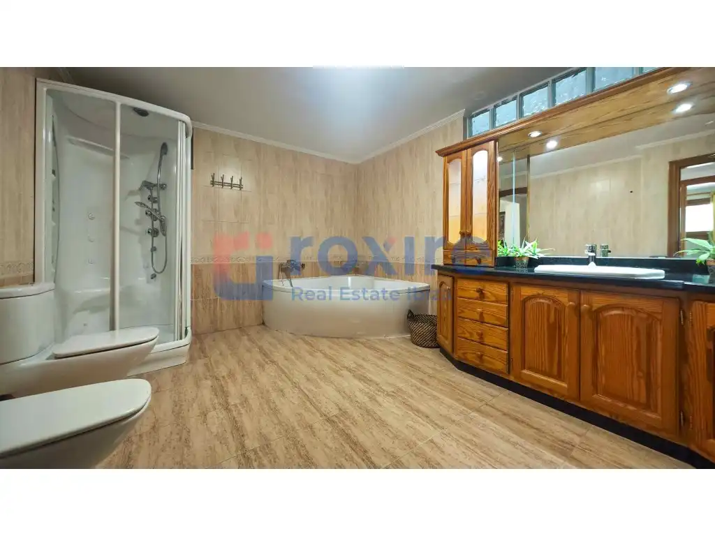 Bathroom of Houses for rent in Sant Antoni de Portmany  with Air Conditioner, Private garden and Terrace