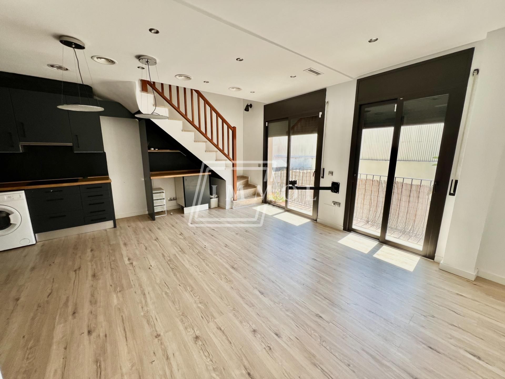 Living room of Attic for sale in Mataró  with Air Conditioner, Heating and Terrace