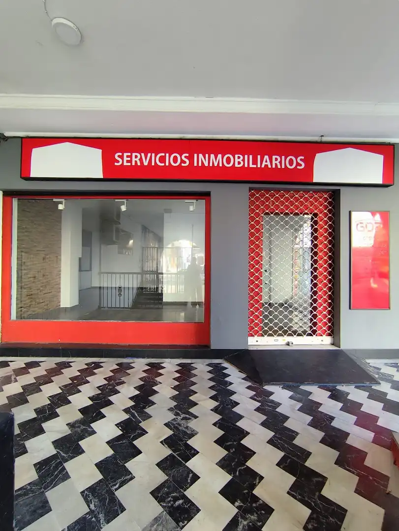 Local commercial à louer à Casco Antiguo, imagen 10