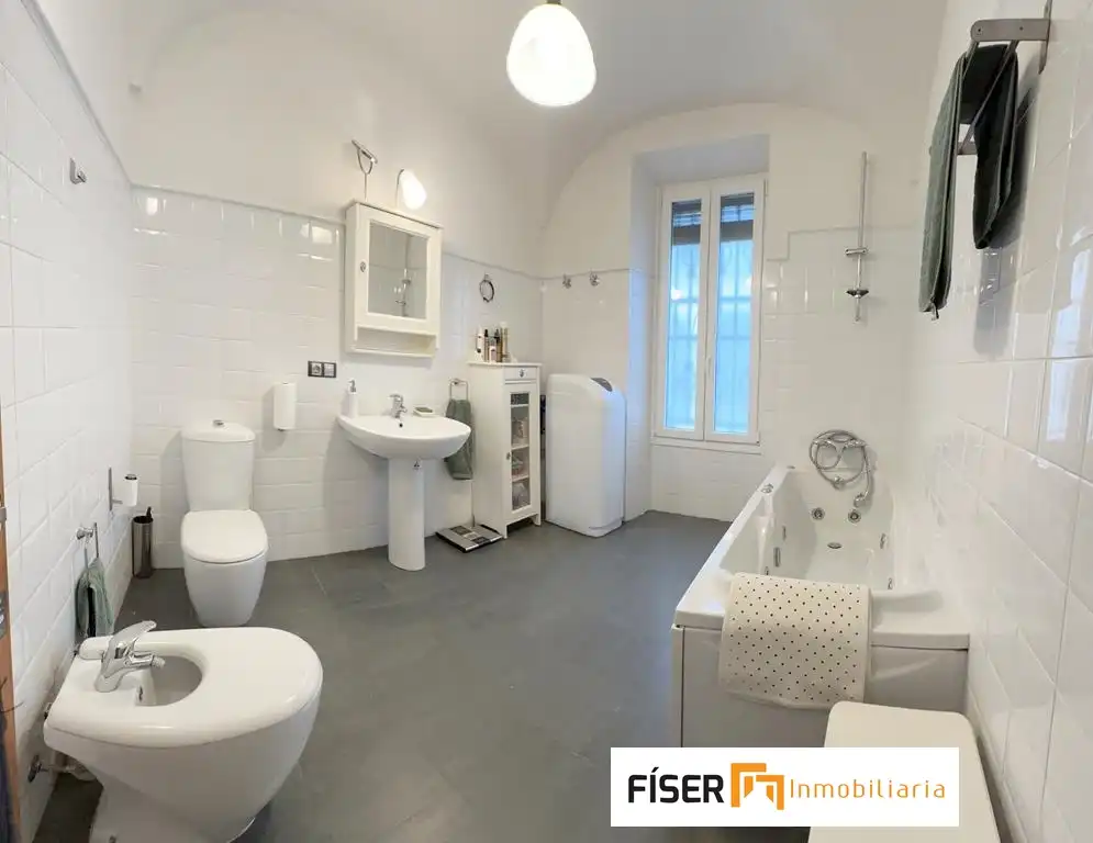 Baño de Casa o chalet en venta en Los Santos de Maimona con Calefacción y Jardín privado