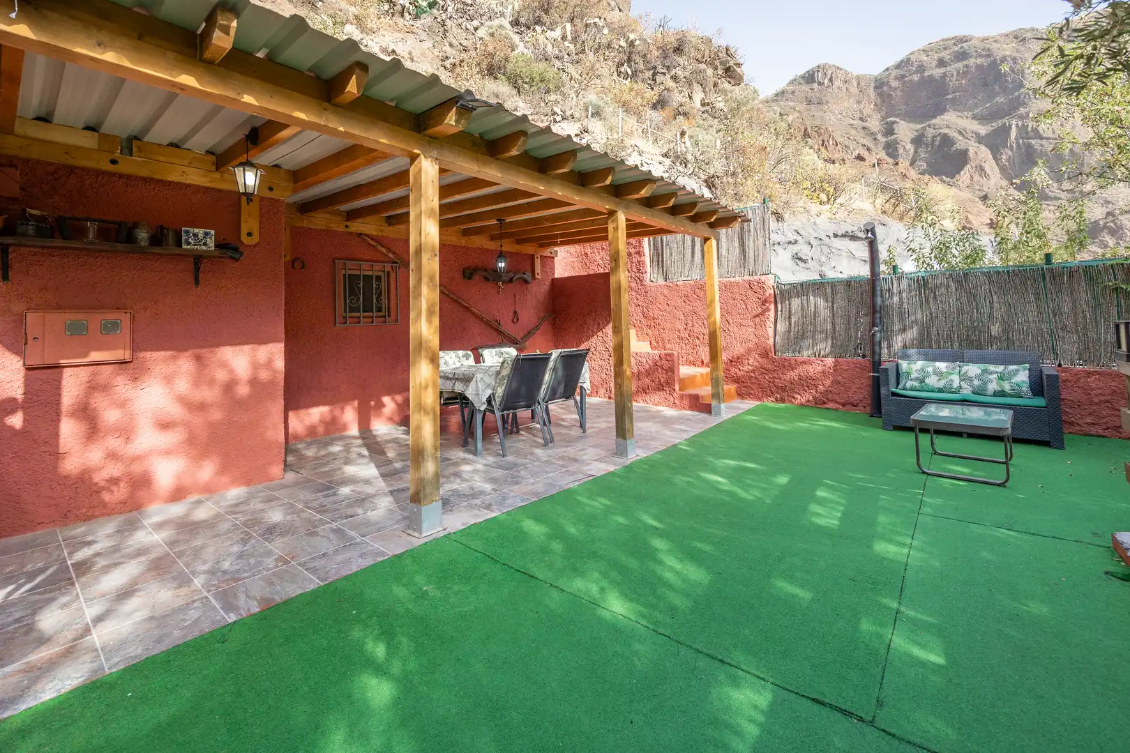 Country house with garden for sale in Casa rural Guayadeque Ca´ Juani