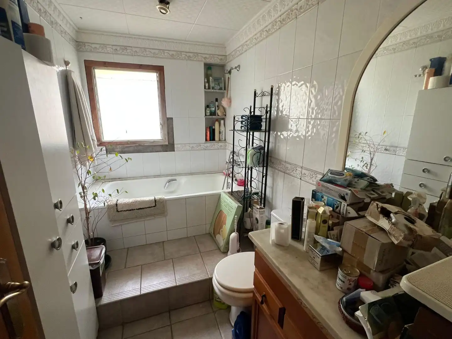 Bany de Finca rústica en venda en Vilanova i la Geltrú amb Jardí privat, Terrassa i Traster