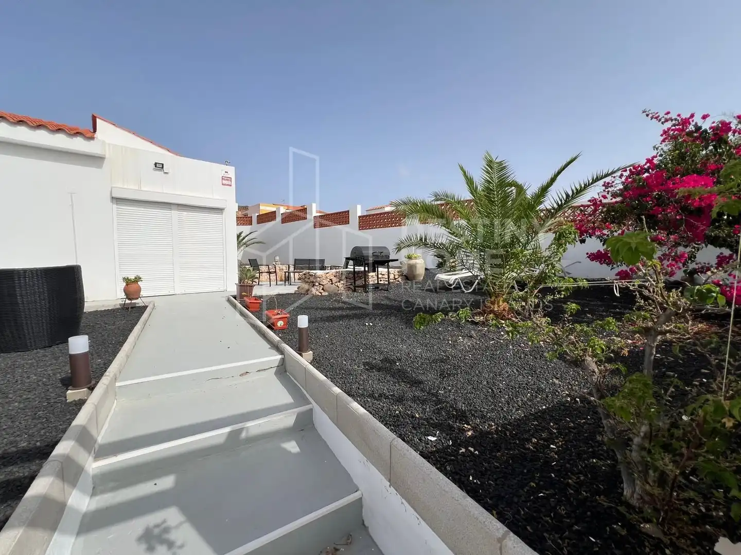 Terrassa de Casa o xalet en venda en La Oliva amb Jardí privat, Terrassa i Traster