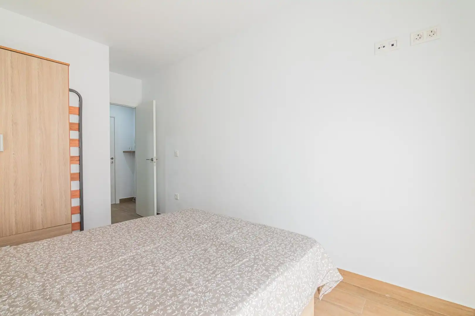 Bedroom of Flat for sale in Elche / Elx  with Air Conditioner, Terrace and Furnished