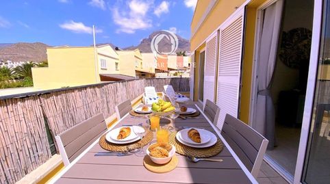 Foto 4 de Apartamento en venta en Calle Lisboa, Playa Fañabé Alto, Adeje