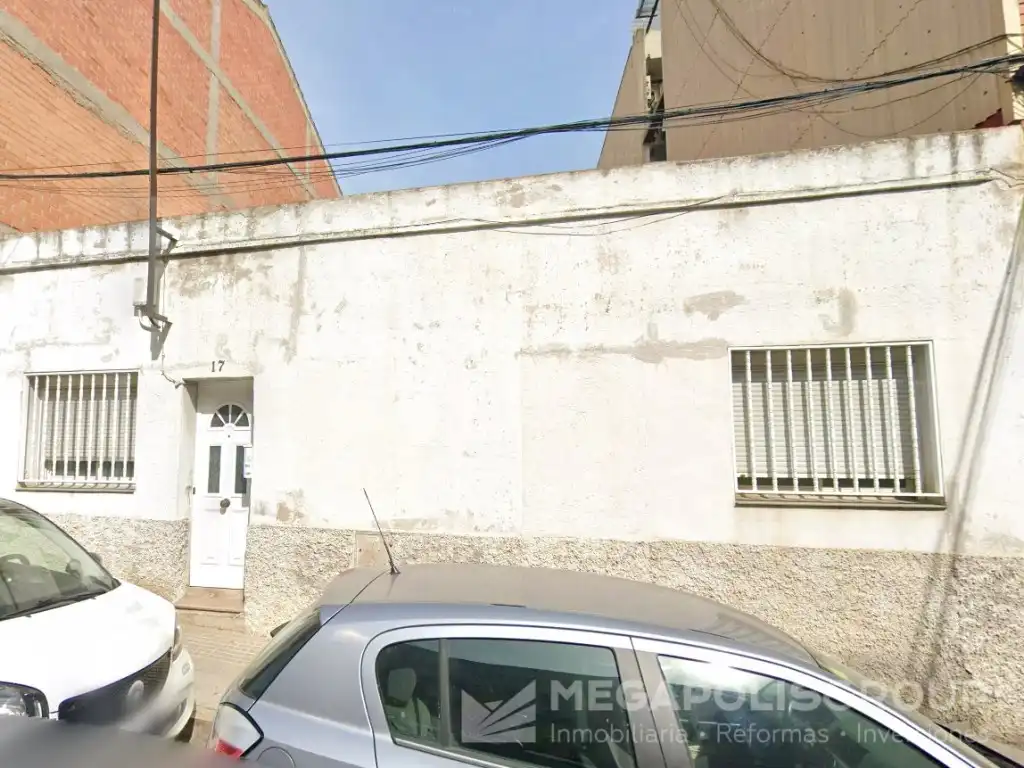Vista exterior de Residencial en venta en Ripollet