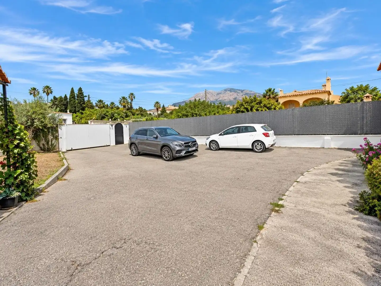 Parking of Country homes for sale in Punta Plata