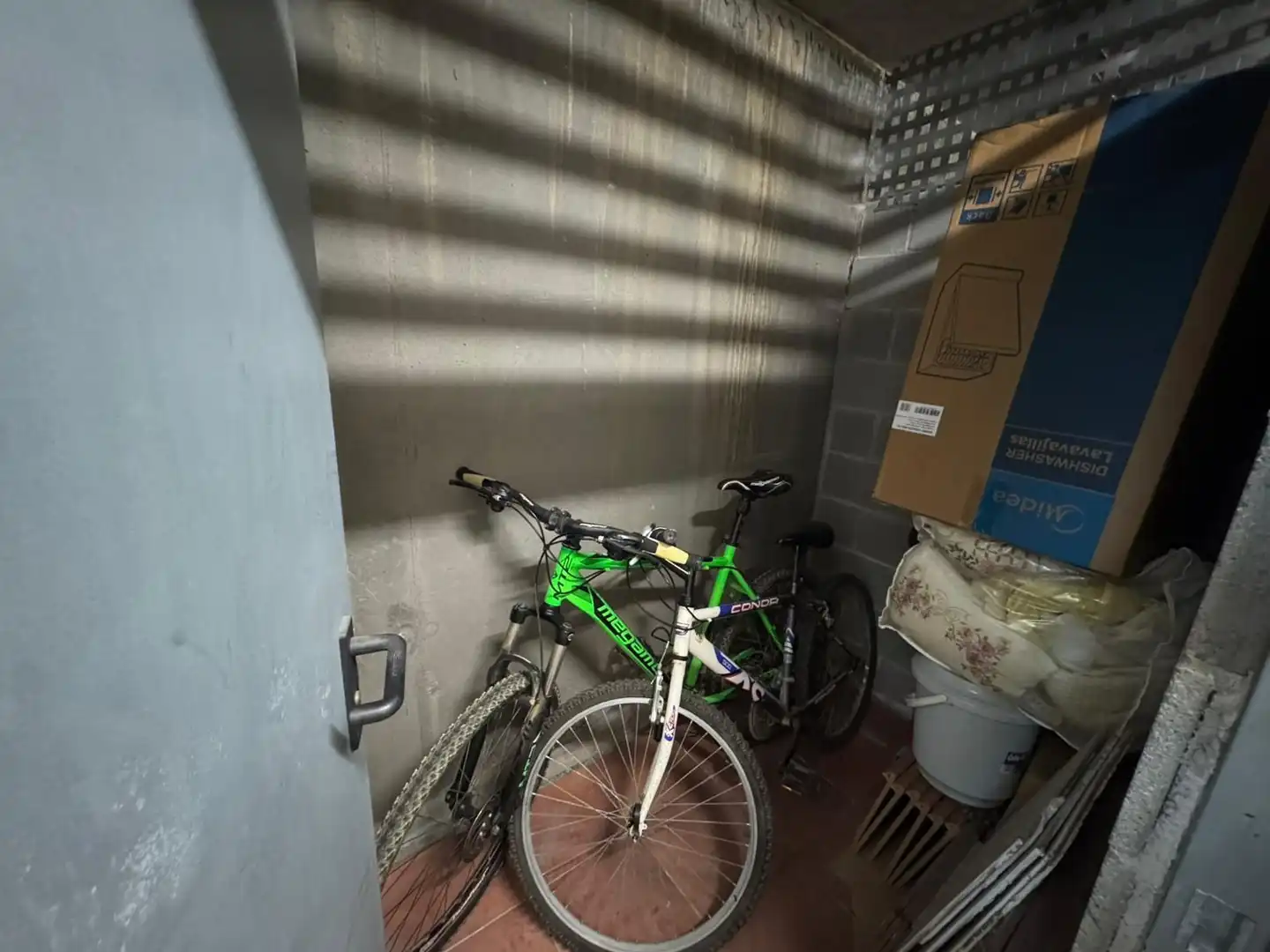 Parking de Apartamento en venta en Roses con Aire acondicionado, Calefacción y Terraza