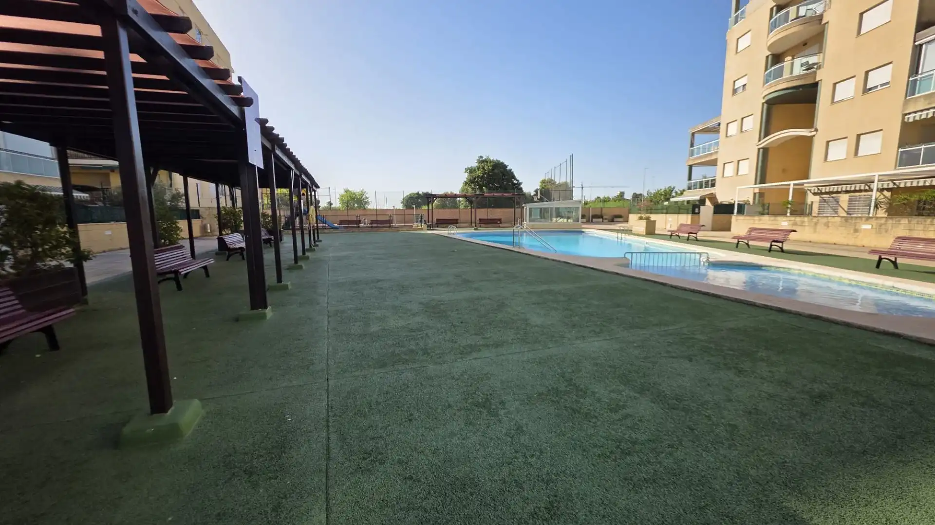 Piscina de Piso en venta en Gandia con Aire acondicionado, Calefacción y Terraza