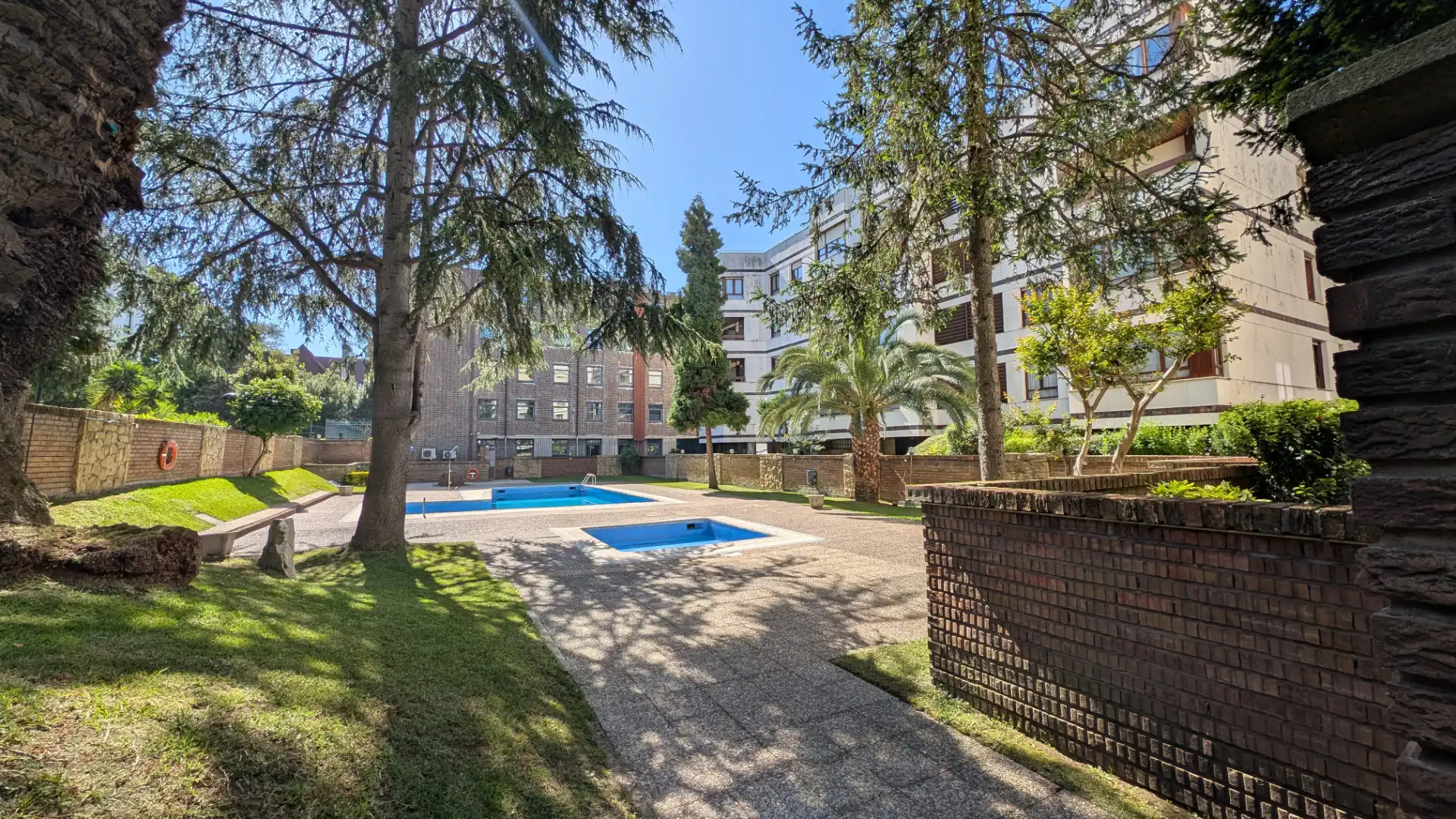 Piscina de Pis en venda en Getxo  amb Calefacció, Terrassa i Traster