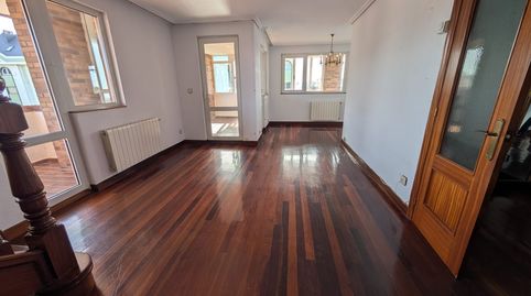 Foto 4 von Maisonette zur Miete in Calle Manuel González Hoyos, Valdenoja, Santander