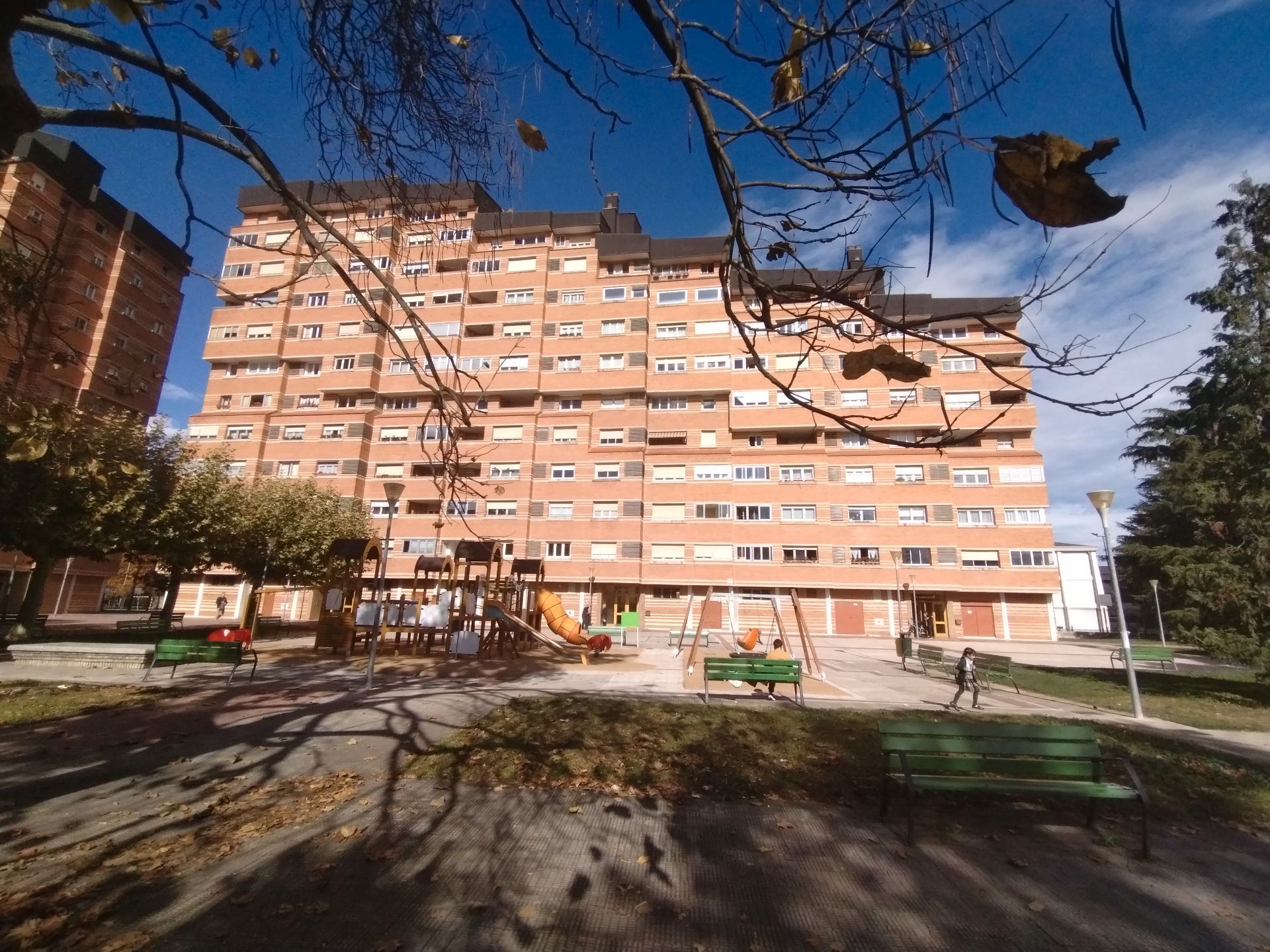 Apartment for sale in Mendebaldea - Ermitagaña