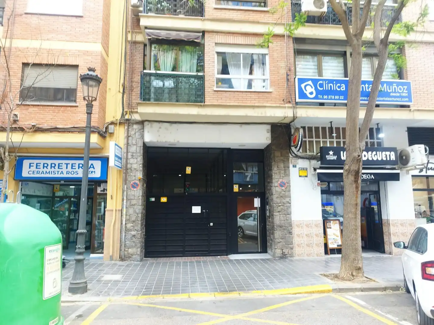Vista exterior de Garatge en venda en Valencia
