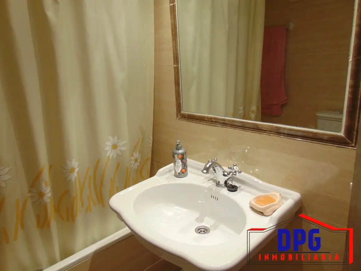 Baño de Apartamento en venta en Garrucha con Aire acondicionado, Terraza y Amueblado