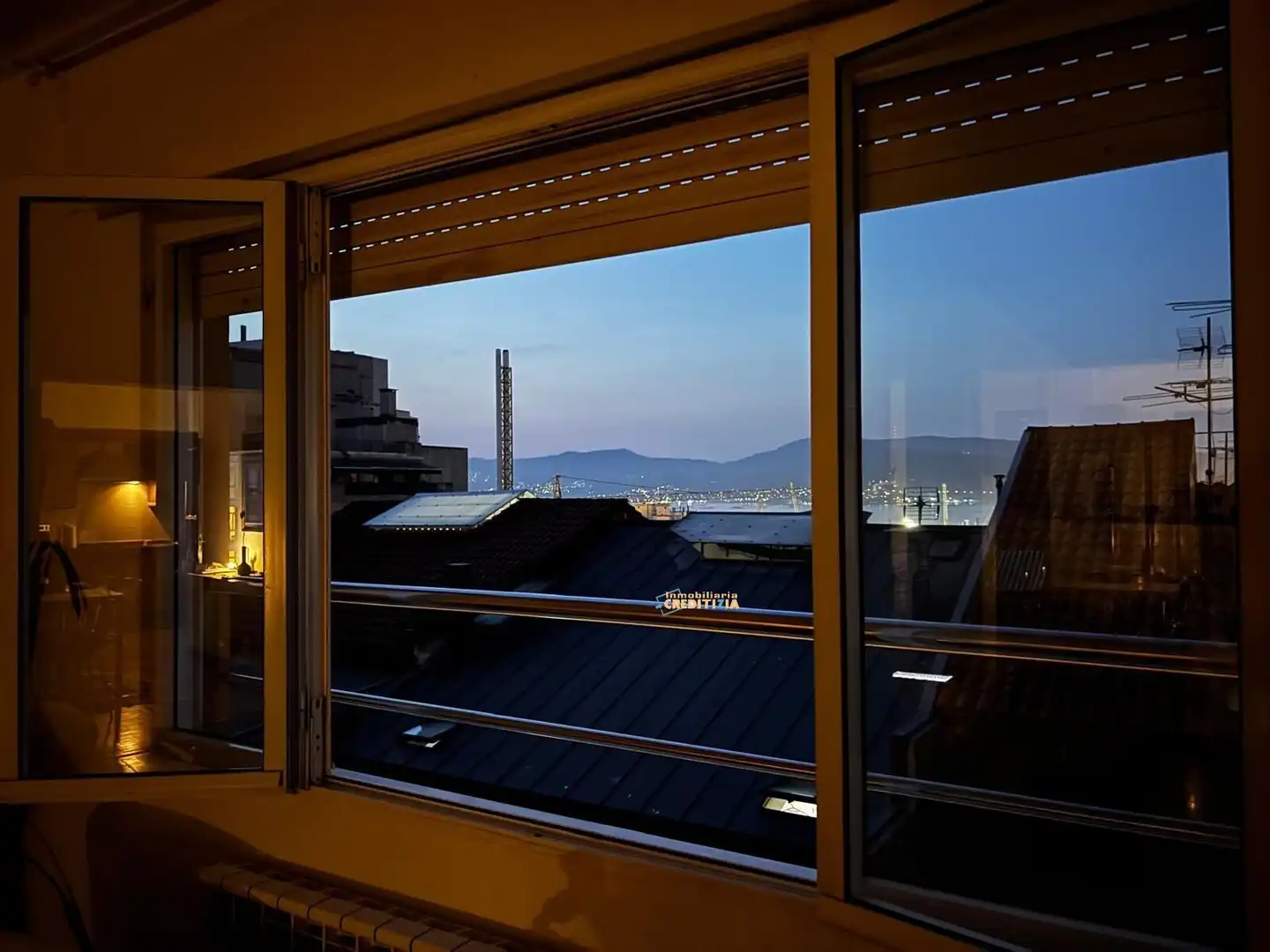 Bedroom of Flat for rent in Vigo   with Heating and Furnished
