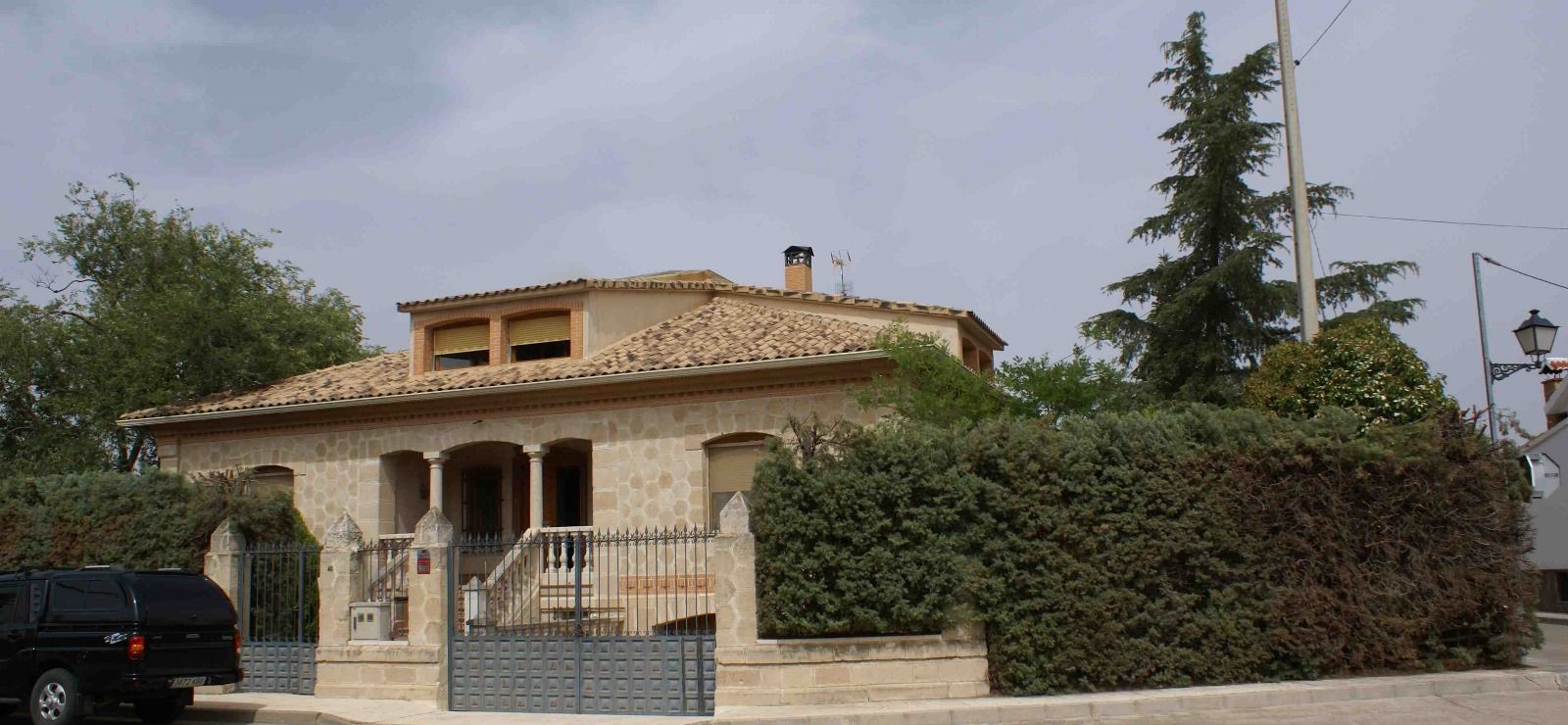 Exterior view of House or chalet for sale in Tembleque  with Air Conditioner, Heating and Private garden