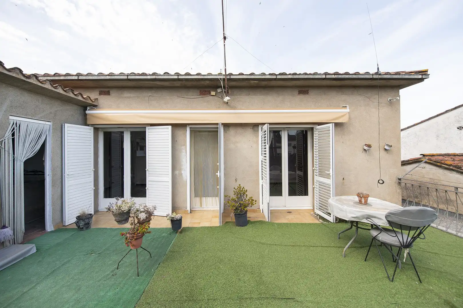 Terrasse von Einfamilien-Reihenhaus zum Verkauf in Banyoles mit Klimaanlage, Heizung und Terrasse