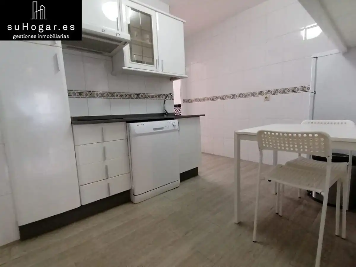 Cocina de Apartamento de alquiler en Badajoz con Calefacción, Terraza y Trastero