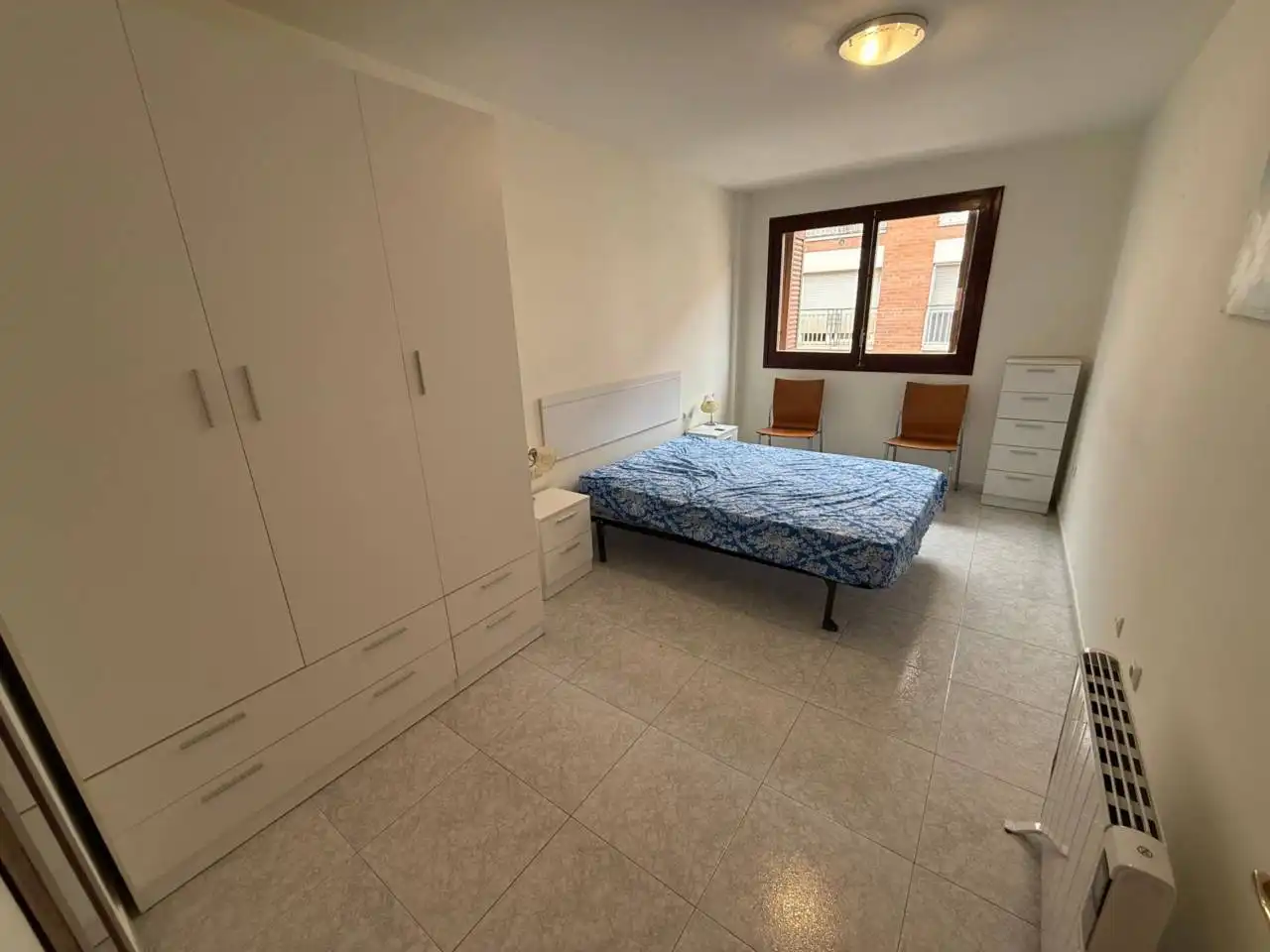 Habitación de Piso de alquiler en Igualada con Terraza, Amueblado y Balcón