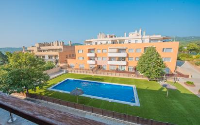 Swimming pool of Flat for sale in Sant Feliu de Guíxols  with Air Conditioner, Terrace and Swimming Pool