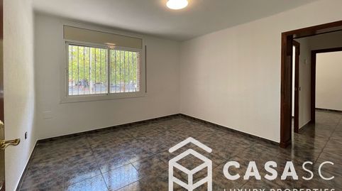 Photo 2 of Ground floor for sale in Plaça Goya, 10, Catalunya - Fontetes, Cerdanyola del Vallès