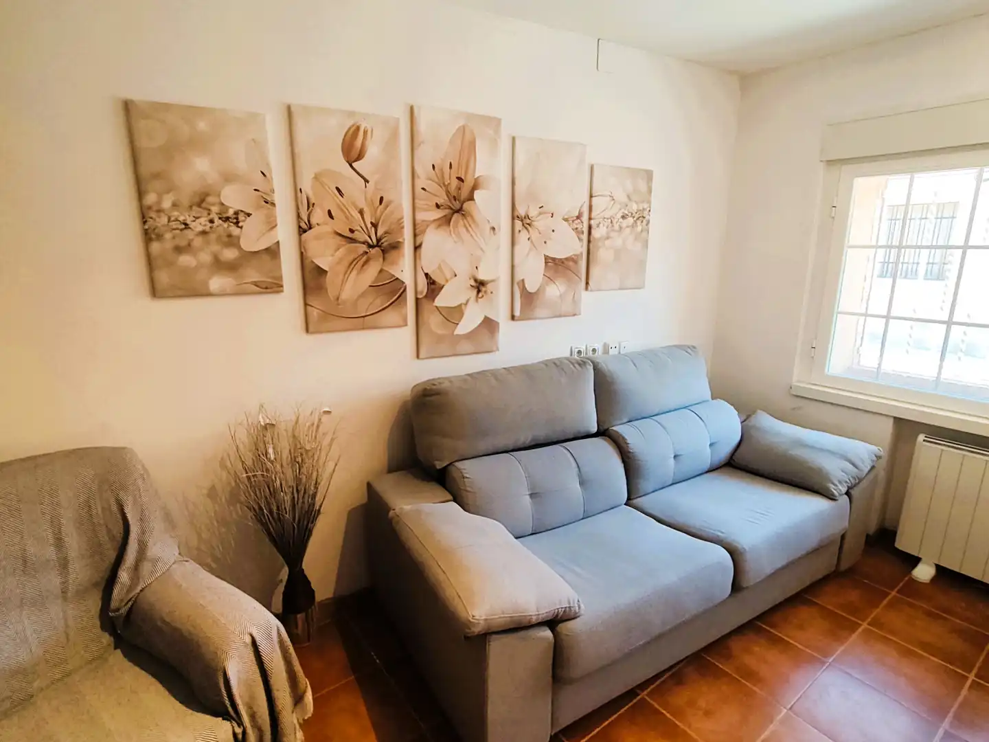 Sala d'estar de Casa o xalet en venda en El Campillo (Valladolid) amb Calefacció, Moblat i Forn