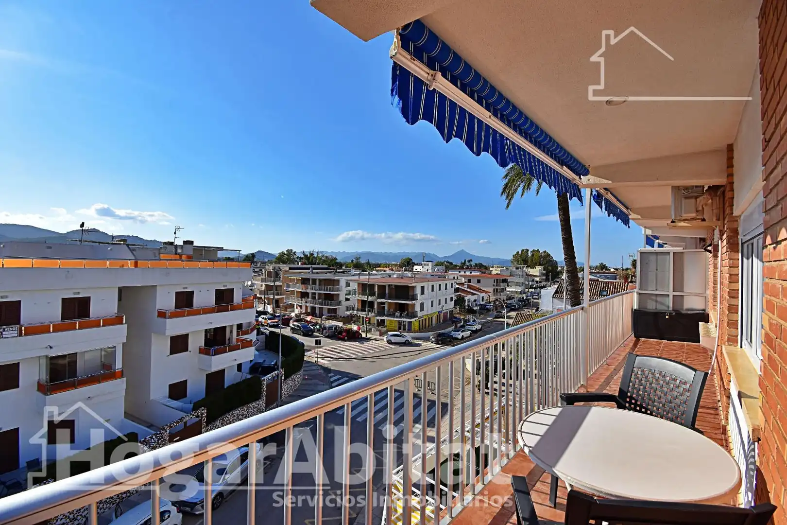 Vista exterior de Piso en venta en Oliva Playa
