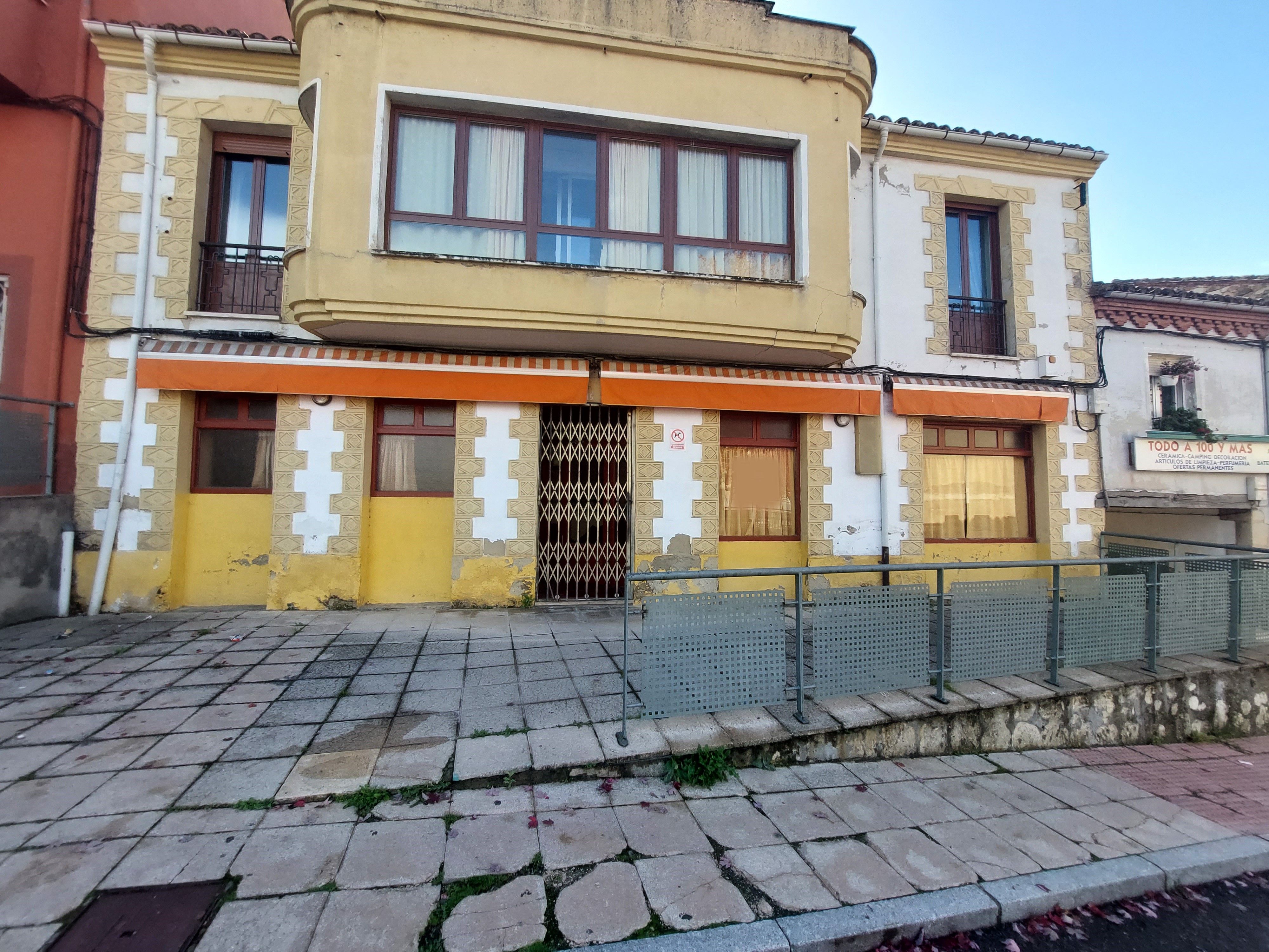 Exterior view of House or chalet for sale in Boñar  with Heating, Private garden and Terrace