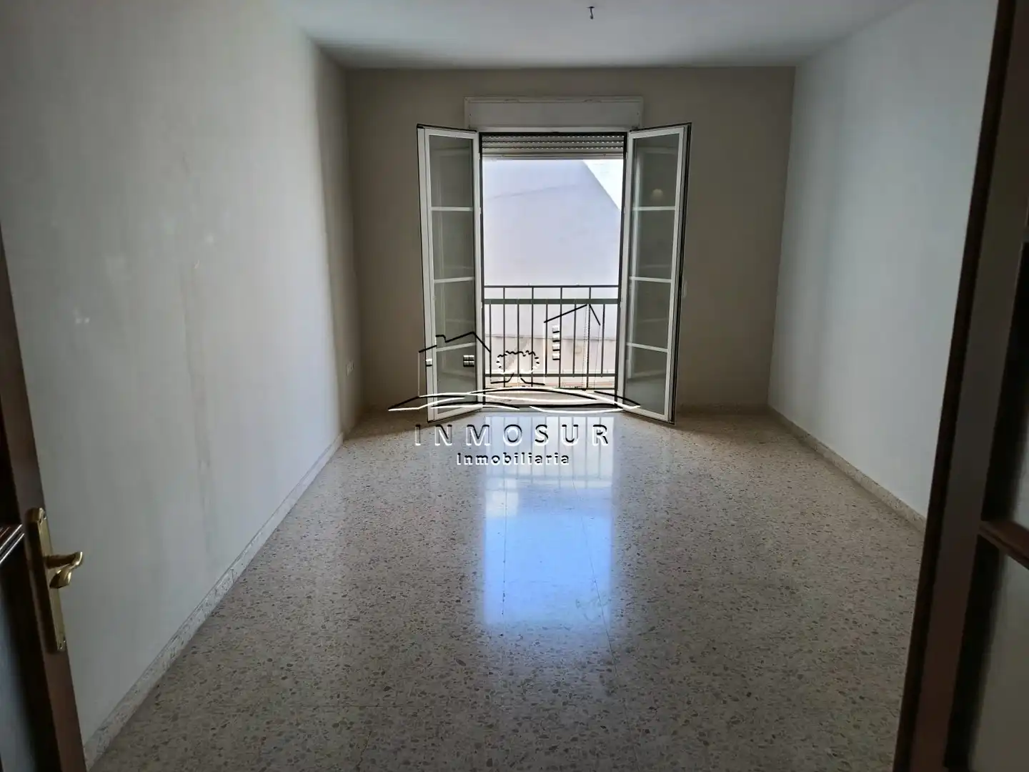 Flat with lift for sale in Centro